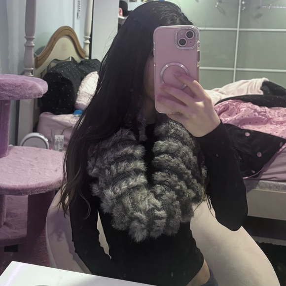Real Rabbit Fur Scarf - Picture 2 of 9